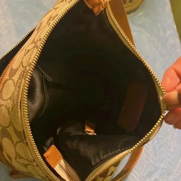 Coach Bag and Wallet Set - Picture 5 of 17